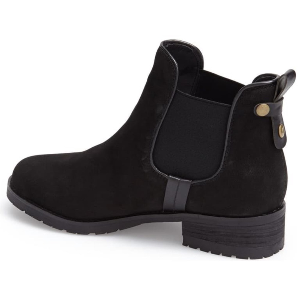 STEVE MADDEN Graaham Chelsea Boot